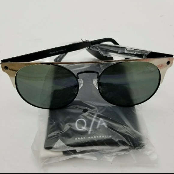 NWT Quay "In Crowd" Sunglasses - Picture 3 of 4